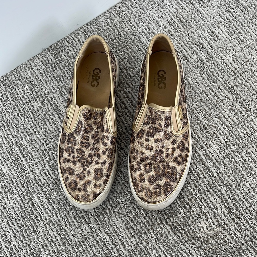 sparkly leopard print flats